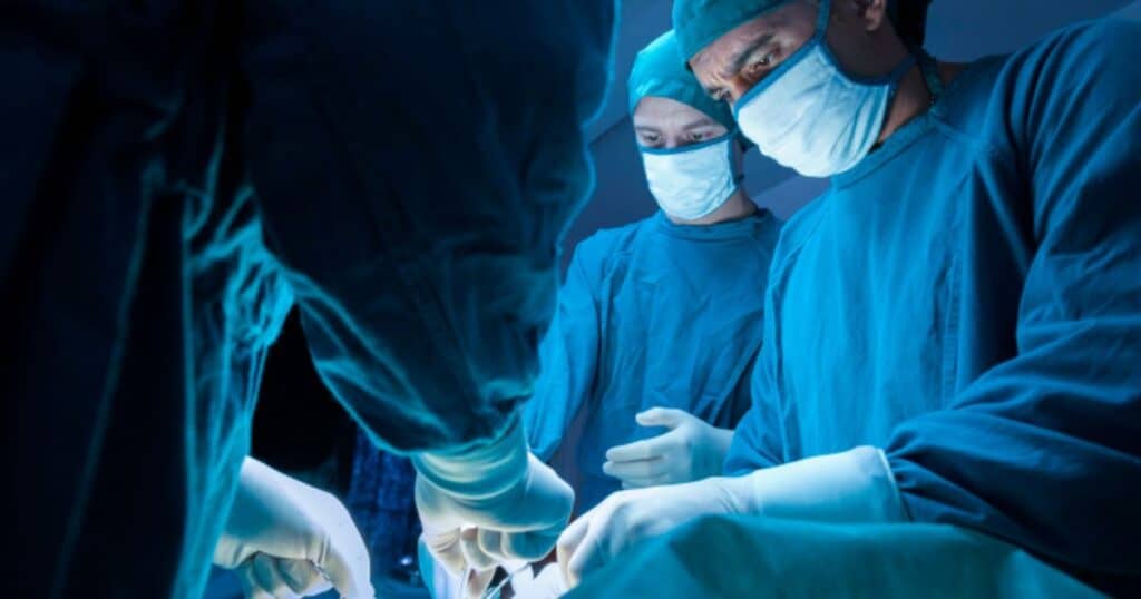 Surgeons deal with changes in the OR post-COVID-19.